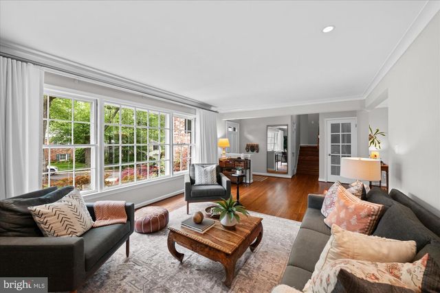 5608 NEWINGTON RD, Bethesda, MD 20816
