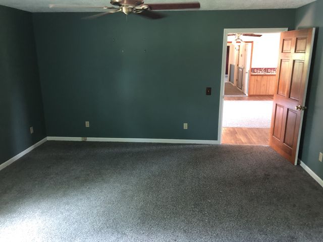 2150 Tuckers Gap Rd, Lebanon, TN 37090