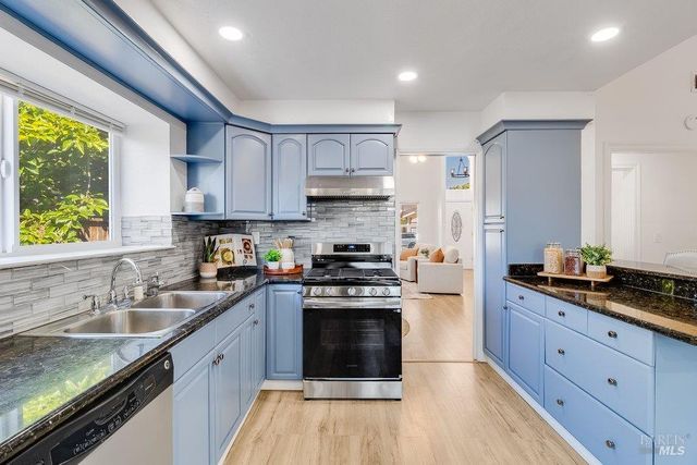 731 Newport Way, Vallejo, CA 94589