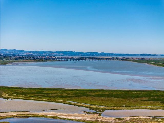 731 Newport Way, Vallejo, CA 94589