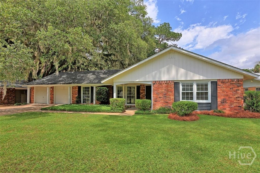 Image 2 of property listing at 13010 Largo Drive, Savannah, GA 31419