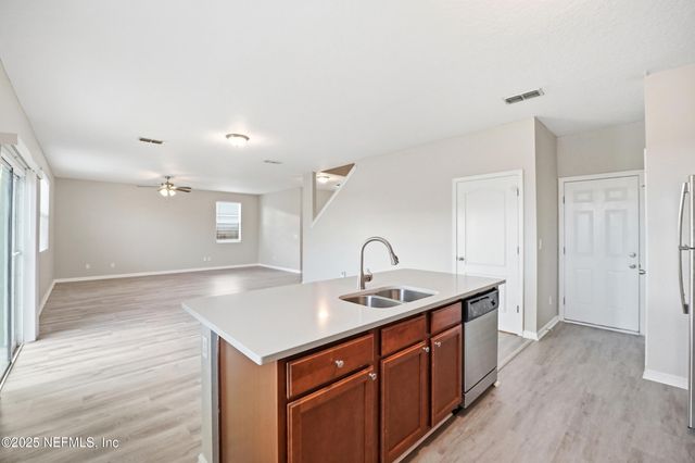 3252 CANYON FALLS Drive, Green Cove Springs, FL 32043