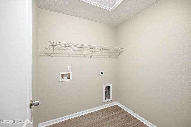 3252 CANYON FALLS Drive, Green Cove Springs, FL 32043