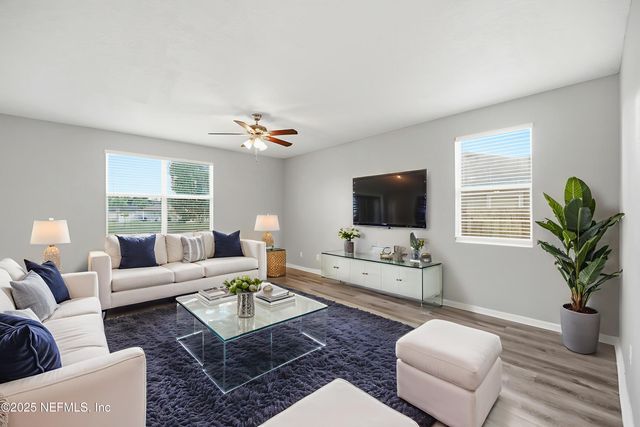 3252 CANYON FALLS Drive, Green Cove Springs, FL 32043