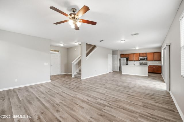 3252 CANYON FALLS Drive, Green Cove Springs, FL 32043