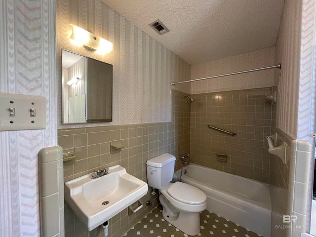 31520 Stagecoach Road, Spanish Fort, AL 36527