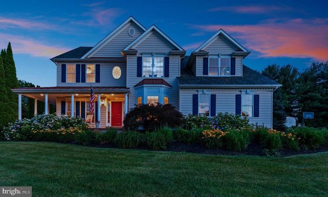 1687 VILLAGE GREEN DR, Woodbine, MD 21797