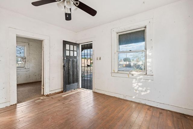 208 Bullard Avenue, Clovis, CA 93612