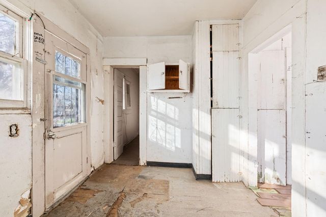 208 Bullard Avenue, Clovis, CA 93612