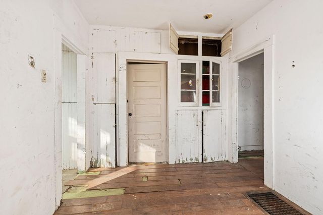 208 Bullard Avenue, Clovis, CA 93612