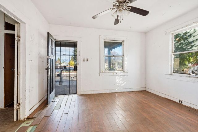 208 Bullard Avenue, Clovis, CA 93612