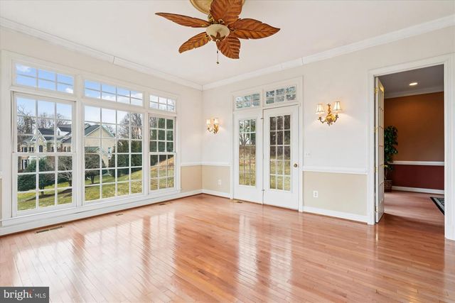 11046 HEATHLAND DR, Oakton, VA 22124