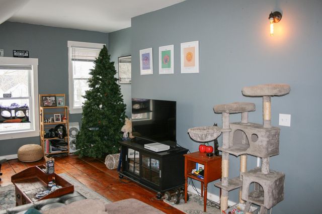 40 Highland Street, Ashland, NH 03217