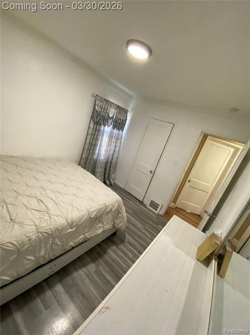 18247 Harman Street, Melvindale, MI 48122