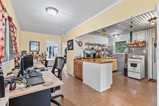 1040 38th Avenue, Santa Cruz, CA 95062