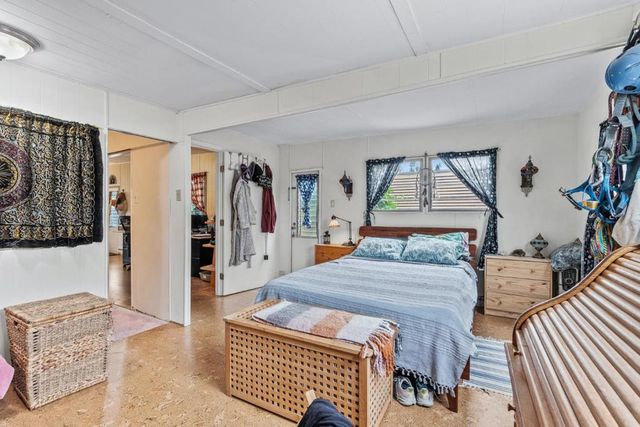 1040 38th Avenue, Santa Cruz, CA 95062