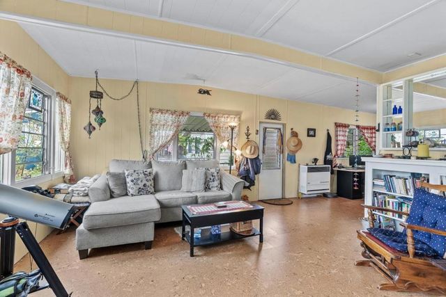 1040 38th Avenue, Santa Cruz, CA 95062