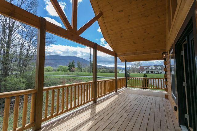 3453 Valley View Road, Sevierville, TN 37862