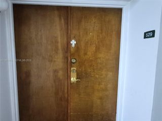 11800 SW 18th St 529-4, Miami, FL 33175