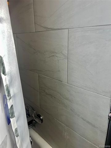 15854 Englewood Avenue, Allen Park, MI 48101