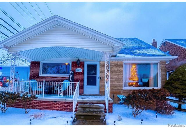 15854 Englewood Avenue, Allen Park, MI 48101