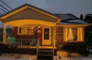 15854 Englewood Avenue, Allen Park, MI 48101