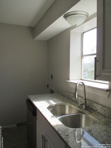3243 Nacogdoches Rd Apt 1306, San Antonio, TX 78217