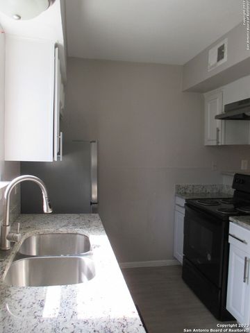 3243 Nacogdoches Rd Apt 1306, San Antonio, TX 78217