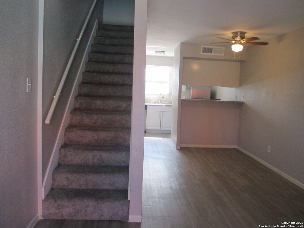3243 Nacogdoches Rd Apt 1306, San Antonio, TX 78217