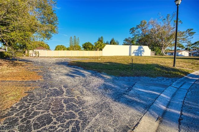 11780 Iona RD, Fort Myers, FL 33908