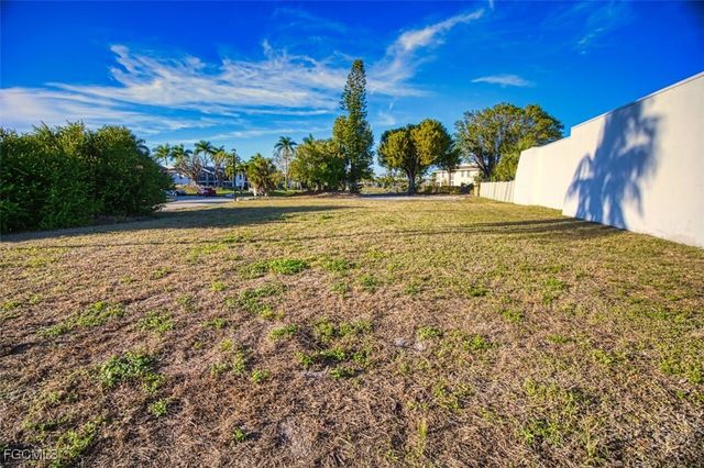 11780 Iona RD, Fort Myers, FL 33908