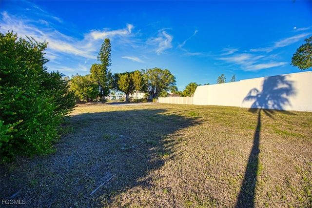 11780 Iona RD, Fort Myers, FL 33908