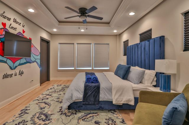 4114 Driscoll Street, Houston, TX 77098