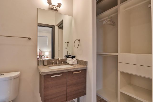 4114 Driscoll Street, Houston, TX 77098