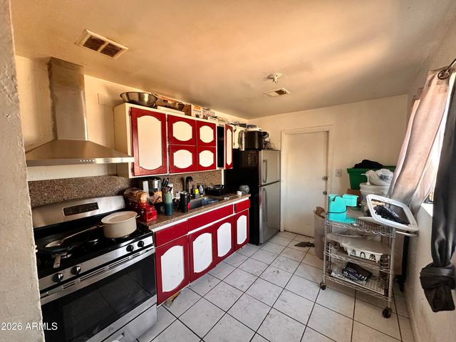 3542 W MARICOPA Street, Phoenix, AZ 85009