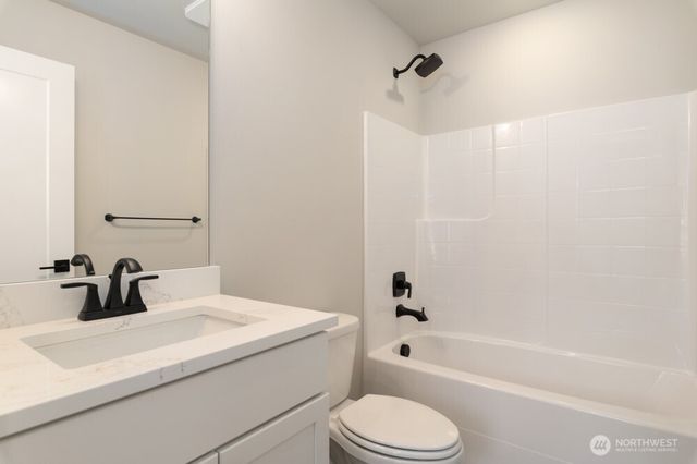 6609 S 128th Street, Seattle, WA 98178