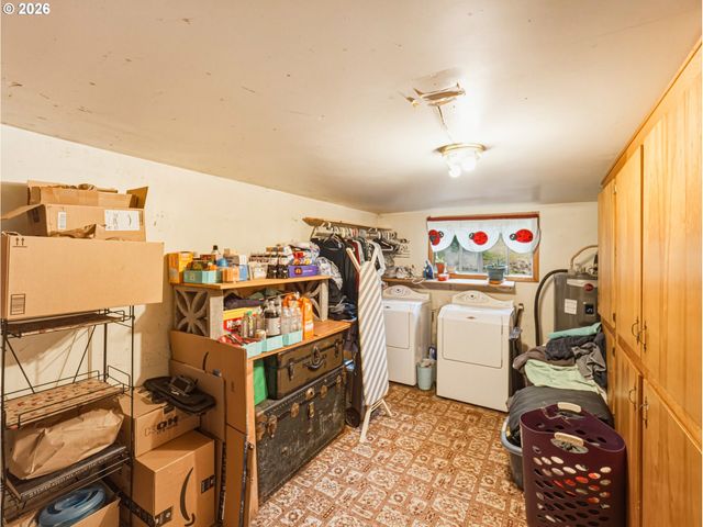 36347 Se HIGHWAY 224, Estacada, OR 97023