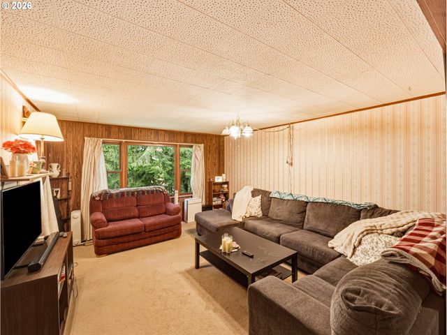 36347 Se HIGHWAY 224, Estacada, OR 97023