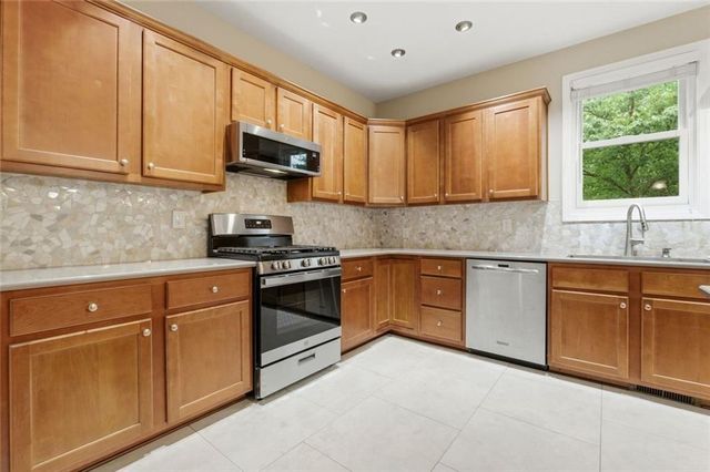 2455 Hampton Park Way, Marietta, GA 30062