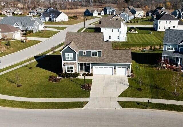 W198N5020 Hickory STREET, Menomonee Falls, WI 53051