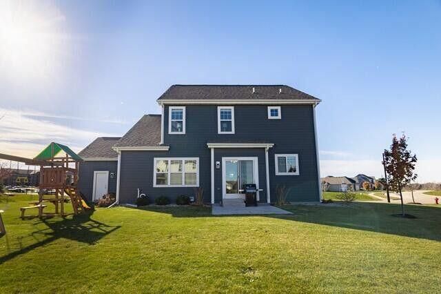 W198N5020 Hickory STREET, Menomonee Falls, WI 53051