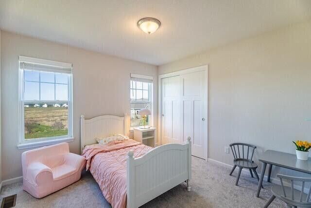 W198N5020 Hickory STREET, Menomonee Falls, WI 53051