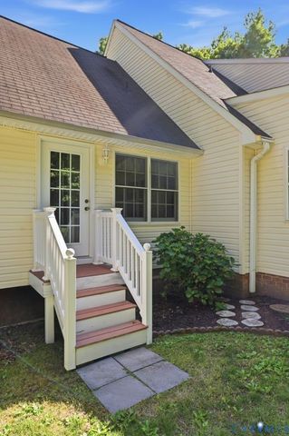 4613 Massena Dr, Williamsburg, VA 23188