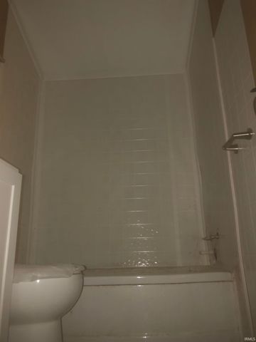 1850 Lodge Avenue, Evansville, IN 47714