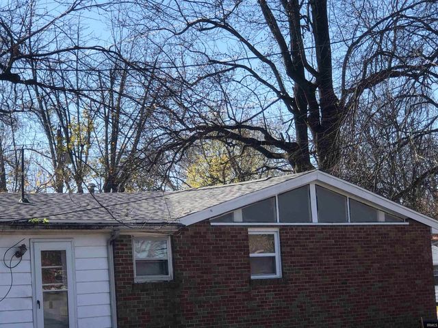 1850 Lodge Avenue, Evansville, IN 47714