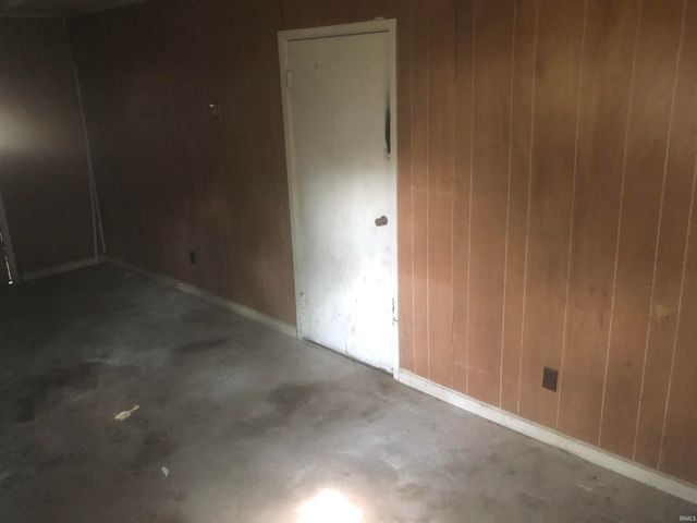 1850 Lodge Avenue, Evansville, IN 47714