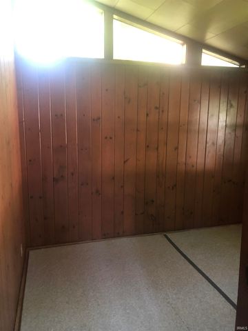 1850 Lodge Avenue, Evansville, IN 47714