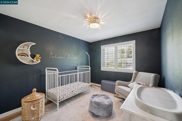 921 Arrowhead Ter, Clayton, CA 94517