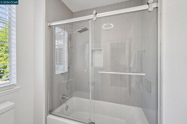 921 Arrowhead Ter, Clayton, CA 94517
