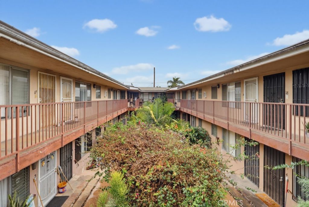 640 Elm Ave. 11, Long Beach, CA 90802 — photo 5